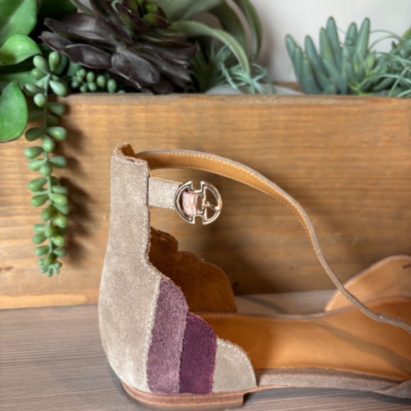 Bill Blass Sandra Flat in Taupe/Mauve @ Nordstroms $228.00 - Picture 6 of 8